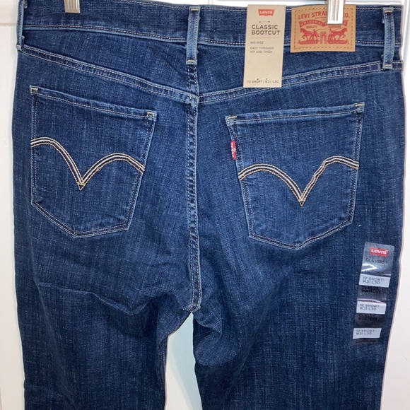 NWT Levi's Classic Boot Cut Jeans MSRP $59.50 - Picture 15 of 16